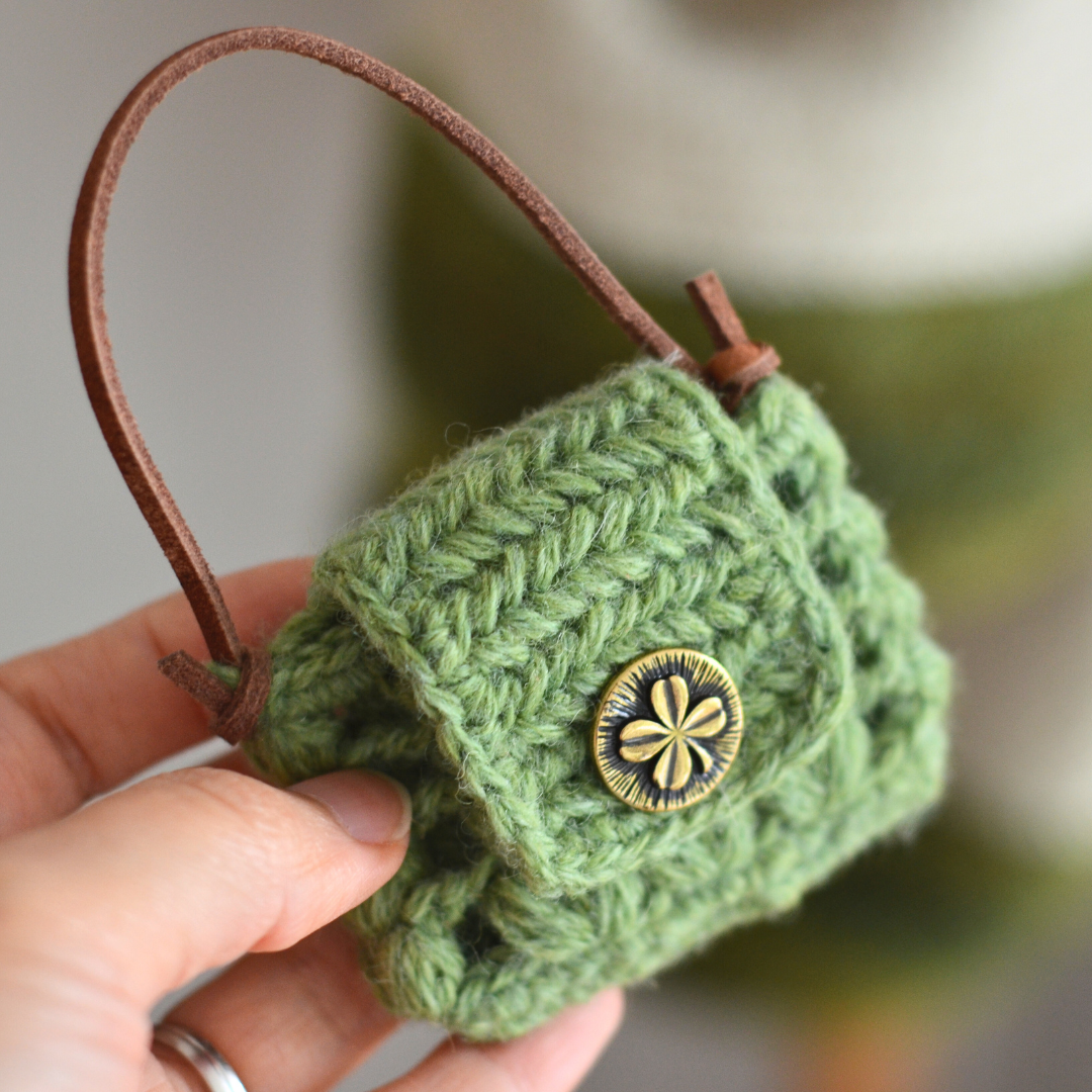 Little Clover Crochet Earphone Pouch