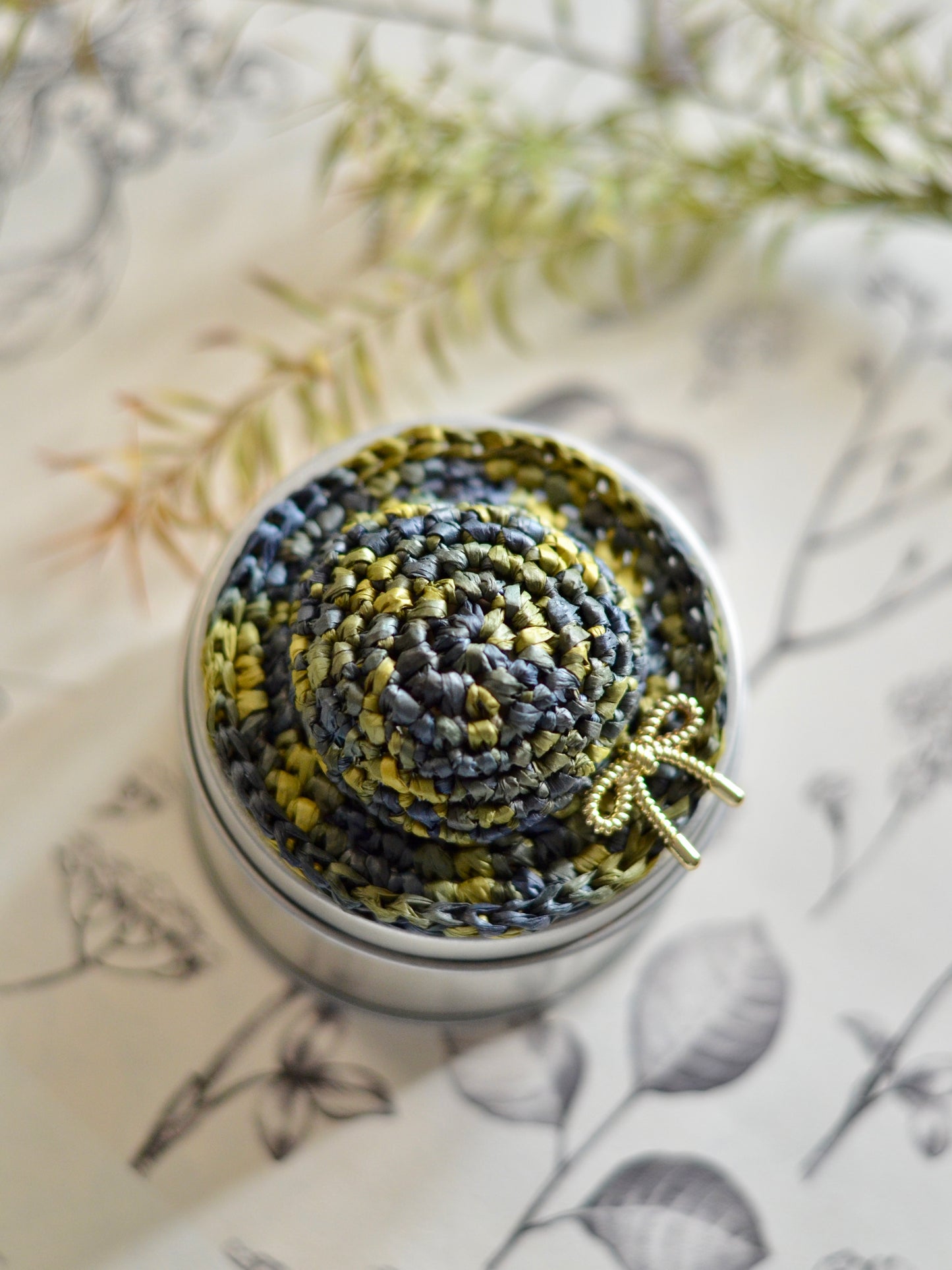 Handmade Straw Hat Brooch | Paper Yarn