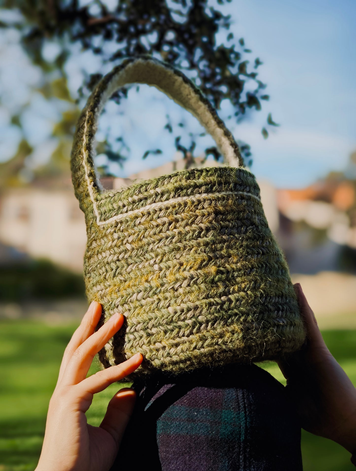 Mélange Green Bucket Bag | wool, fluffy alpaca, paper yarn | ready-to-ship