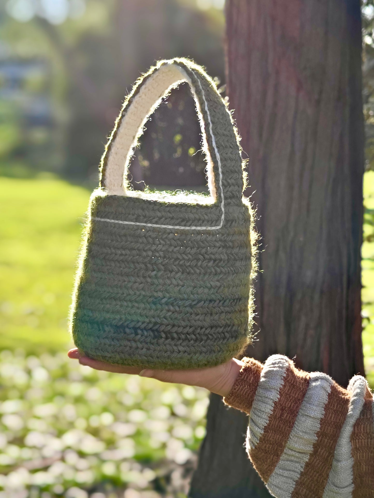 Mélange Green Bucket Bag | wool, fluffy alpaca, paper yarn | ready-to-ship